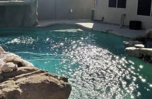 Finley Farms House | Fabulous Heated Spa/Pool Retreat Home
