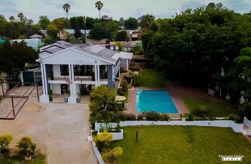 Newcastle Bed & Breakfast | Falcon Lodge