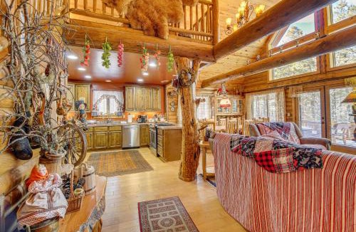 Heber House | Family-Friendly Cabin w/Fire Pit in Forest Lakes