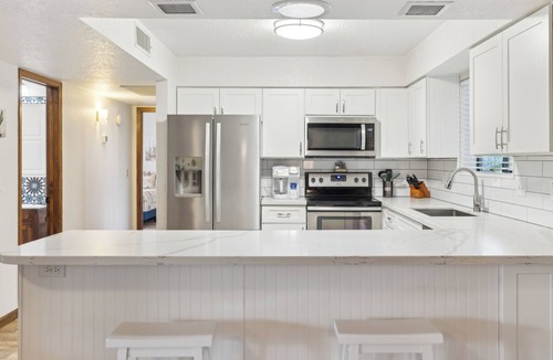 Cave Creek House | Family Friendly Desert Escape – 3BR with Games, Hot Tub & Outdoor Dining