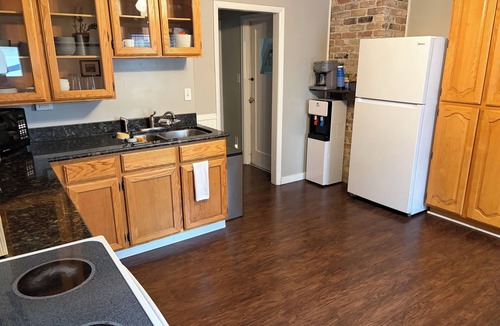 Bountiful House | Family-Friendly Home Near SLC Airport - Sleeps 7 - Easy Parking