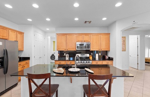 Palm Valley House | Family Friendly w/Badminton | Goodyear Park