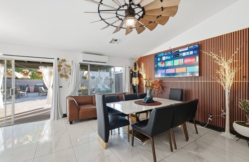 Chandler House | Family House/Spa/Pool Table/Mini Golf in Chandler , 5 MINUTES to INTEL !