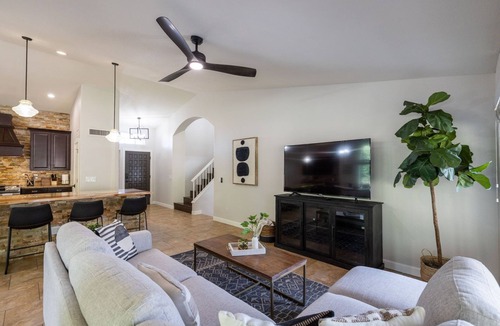 Chandler House | Family Retreat: 5BR, Heated Pool, Games & Hot Tub