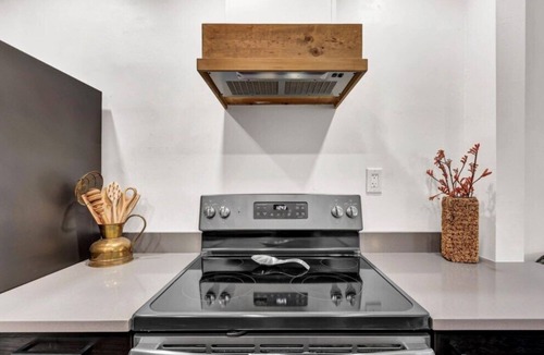 Entertainment District Condo | Fantastic 1BD condo, Walk to Old Town Scottsdale