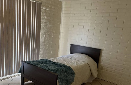 South Harrison House | Fantastic location in a quiet neighborhood, close to hiking, biking & shopping!