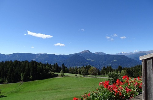 Verano Apartment | Farm holidays amidst green meadows and forests!