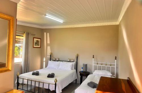 Bloemfontein Apartment | Farm stay at Thyme Cottage on Haldon Estate
