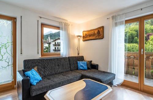Vollan Apartment | Ferienhof Turmwirt Pink Leidy