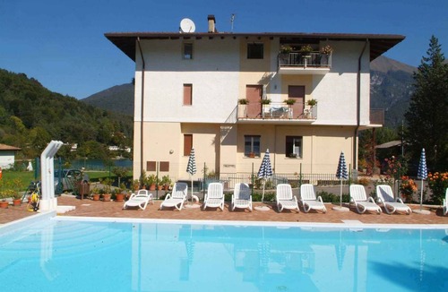 Val Maria-Pur Apartment | Ferienwohnung 50 m vom See entfernt