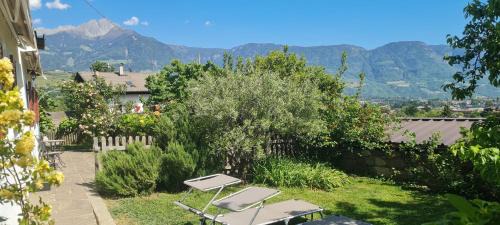 Lagundo Apartment | Ferienwohnung Lafreid Algund