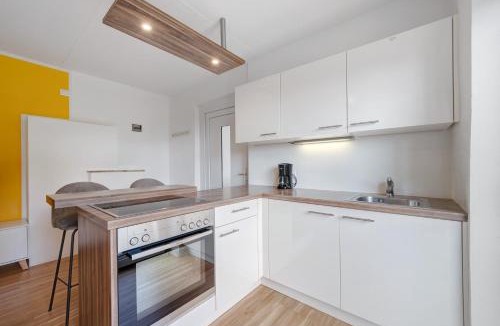 Vollan Apartment | Ferienwohnung Mayenburg-schlosshof