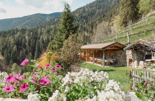 Vollan Apartment | Ferienwohnung mit Pool und Wunderschöne Terrasse mit Tolle Blick auf die Berge
