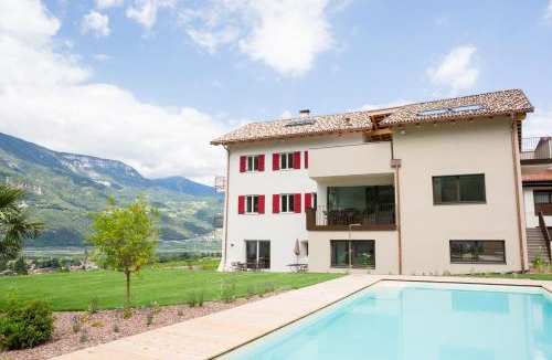 Terlano House | Ferienwohnungen Hochbrunner