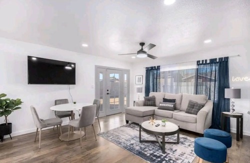 Villa De Paz House | Finally you have a slice of heaven within Phoenix.