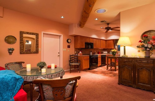 Pinnacle Peak House | Find Peace In our Southwest Desert Casita