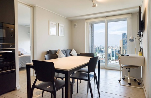 Providencia Apartment | First-Class Retreat Stylish 2BR near Costanera