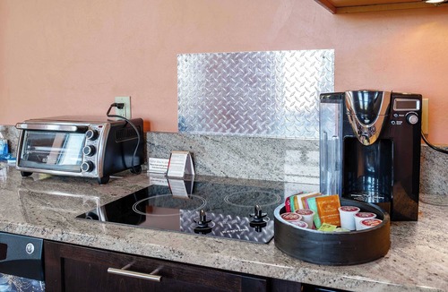 Oro Valley House | Foothills Casita | Summer Mountain Retreat