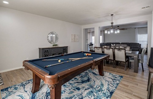 Rancho Sahuarita House | Friendly Home Landscaped Yard