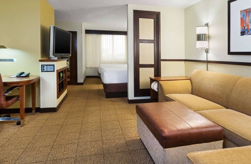 Harbordale Hotel | Ft Lauderdale Cruise Port Nearby | Free Breakfast