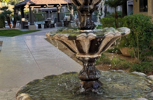 Las Colinas Horizontal Condo | Fully furnished next to Greenbelt and close to Olde Towne & Fashion Square.