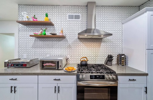 Tucson House | Game Room-Pool heated w/jacuzzi-Waffles-2 California King Beds-U of A 8 miles