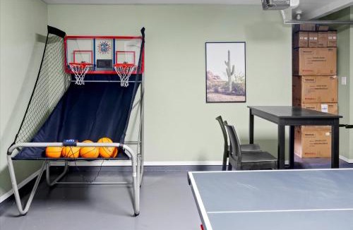 North Mountain House | Game Room Resort Pool HotTub Modern Desert Oasis
