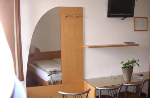 Torbole sul Garda Bed & Breakfast | GARDA LIVING APARTMENTS Torbole