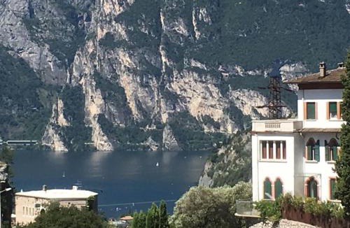 Torbole sul Garda Bed & Breakfast | Garden Belvedere B&B