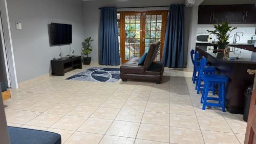 Pietermaritzburg House | Gardener at Heart Cottage