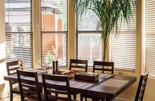 Talon Retreat House | Gated Grayhawk 2 Suites Near TPC and WestWorld, Luxury-Two full Master-Best Location
