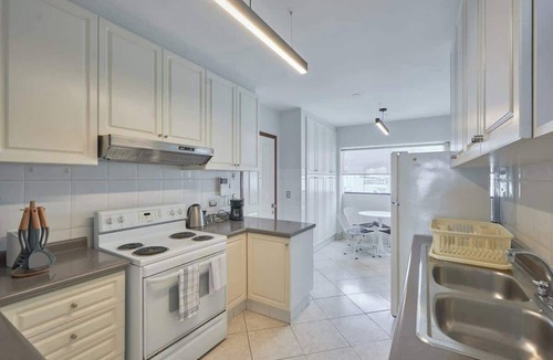 Armendariz Apartment | Geko lSpacious 3BR w/AC & Ocean View in Miraflores