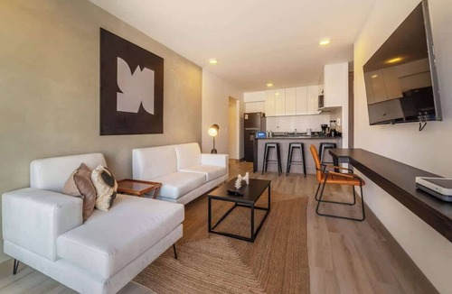 Petit Jean Ocharan Apartment | Geko | Stylish 2BR w/City Views by The Malecon