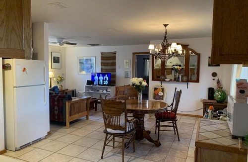 Tanque Verde House | Gem Show, Tucson, Az Available Beautiful 2 bedroom guest house, sleeps 7