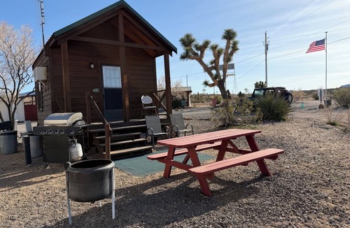 Meadview RV Rental | Get away from the noise and hustle, sit back relax and enjoy the most magical sunrise and sunsets. Star gazers dream place.