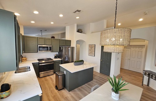 Rancho Agua Dulce House | Getaway Desert Oasis with Pool, Hot Tub, Privacy, Stunning Views !