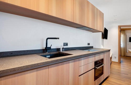 Trodena Apartment | Goldener Adler Apartment Classic 7 with Balcony, Sauna and Breakfast Included - new 2026