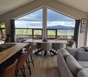 Selfoss House | Golden Circle Lux Cabin/Cinema & Aurora Glasshouse
