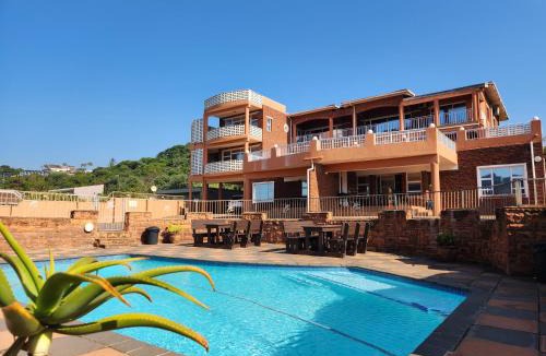 La Mercy Hotel | Golden Dawn Chalets