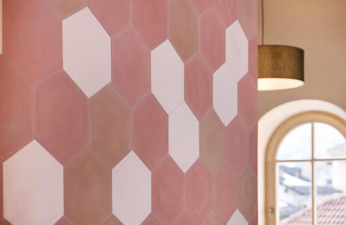 Caldaro Sulla Strada del Vino Apartment | Goldengel Design - Suiten im historischen Ortskern von Kaltern