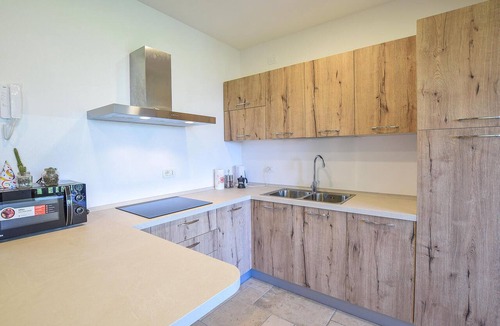 Lamon Apartment | Gorgeous apartment in Lamon with WiFi