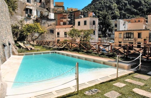 Amalfi Apartment | Gorgeous Loft Apartment with Pool in Amalfi Town by AMALFIVACATION.IT