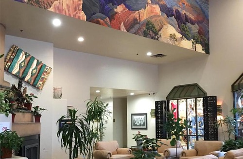 Tusayan Hotel | Grand Canyon Plaza Hotel-South Rim