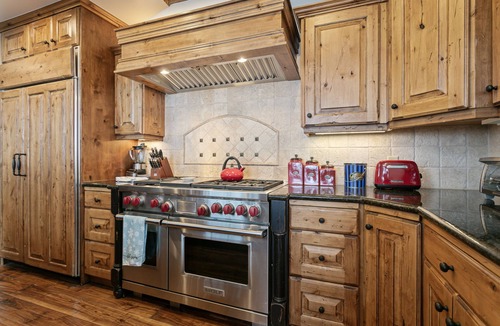 Empire Pass Condo | Grand Lodge - Four Bedroom Condo #405 - Ski-in/ski-out by Deer Valley Resort