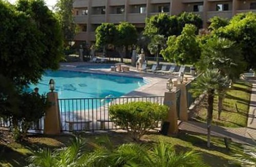 Yuma Hotel | GREAT DESERT STAY! COMFY AND MODERN UNIT, POOL, PARKING AND POOL