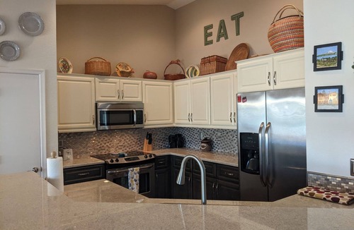 Palo Verde House | Great rental home in gated Palo Verde!