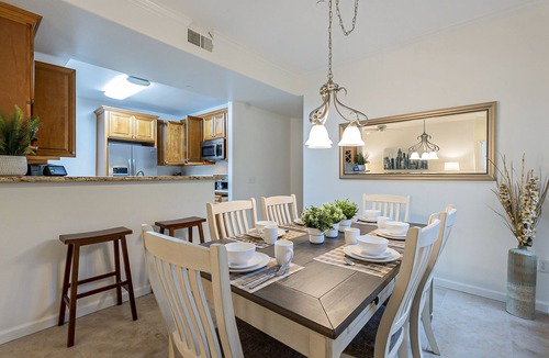 Mira Vista Condo | Ground Level 1Story☀️Beautiful Scottsdale Luxe☀️Heated Pool+Spa+Gym+2 Car Garage