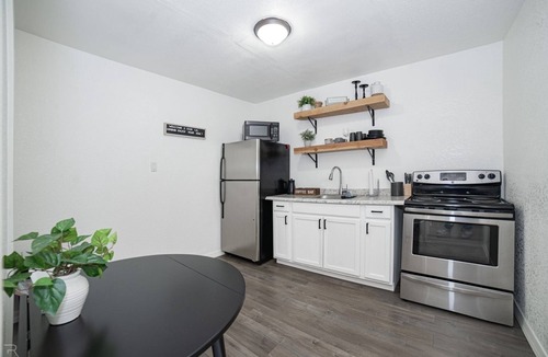 Yuma Corona House | Guest House in the outskirts, Ranch living