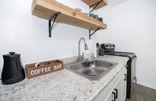 Yuma Corona House | Guest House in the outskirts, Ranch living