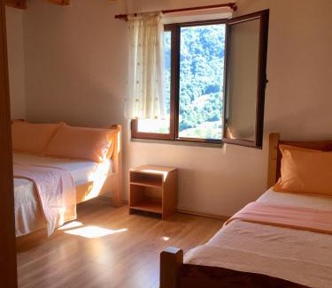 Shale House | Guest house PANORAMA